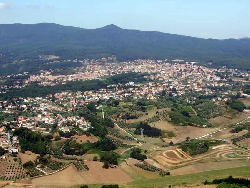 Lariano (RM): Un gioiello  tra tradizione e sapori unici