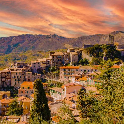 Calici di stelle: un festival di vino, musica e magia sotto le Stelle di Olevano Romano